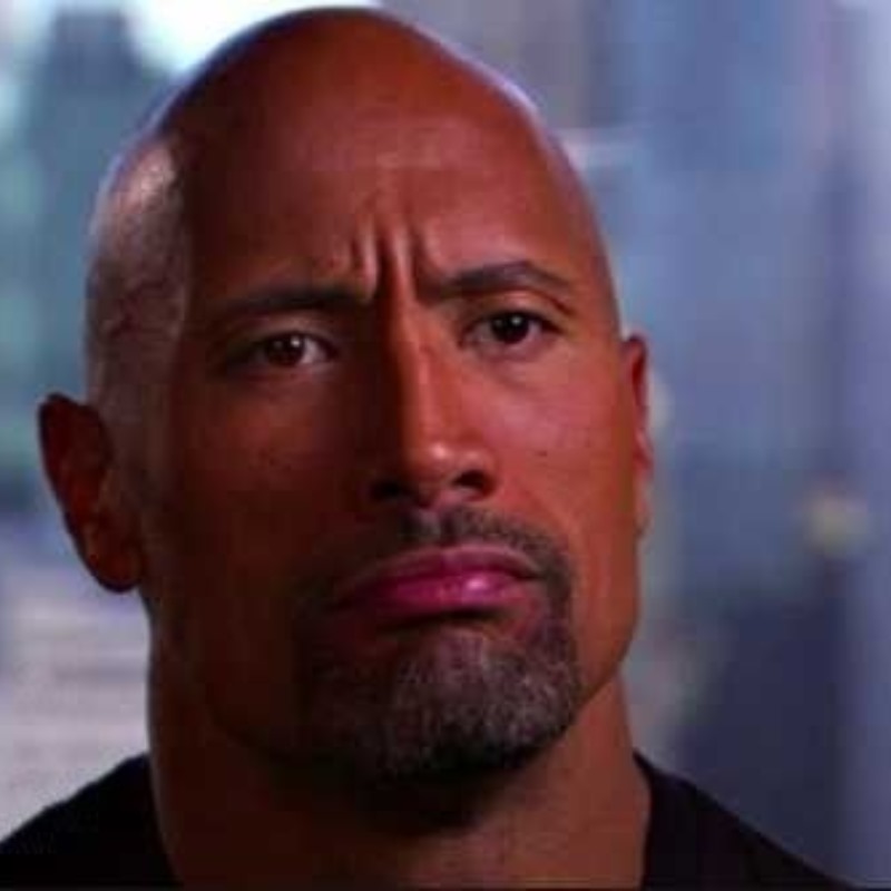 Meme bĩu môi của The Rock