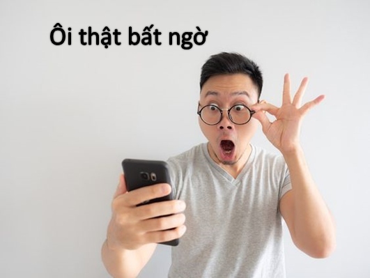 meme ngạc nhiên giả vờ