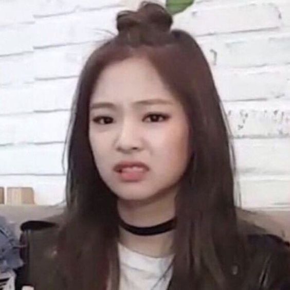 Ảnh meme của Jennie