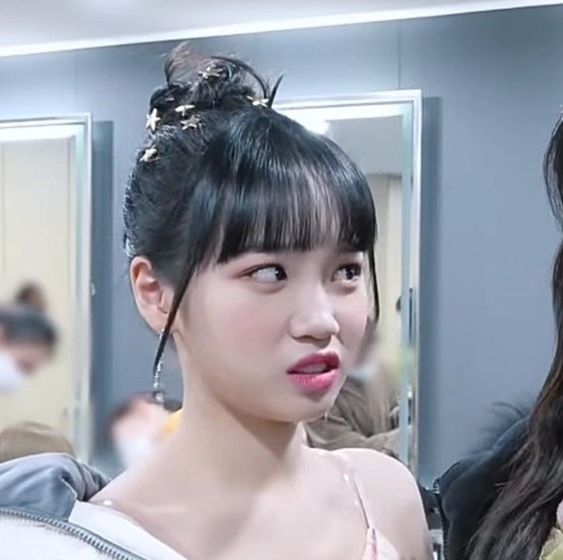 meme chỉ trích chaewon