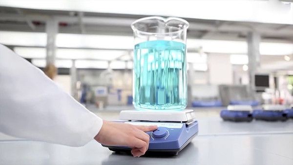 Tìm hiểu nguyên lý hoạt động của máy khuấy gia nhiệt từ ika c-mag hs 10
