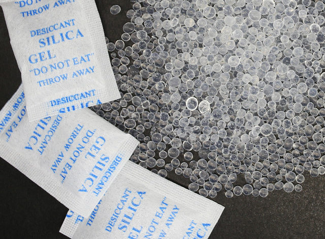 SO SÁNH KHẢ NĂNG HẤP DẪN CỦA GEL SILICA VỚI CÁC CHẤT KHÁC DÙNG ĐỂ HẤP DẪN