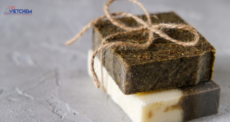 Axit stearic được dùng để làm xà phòng