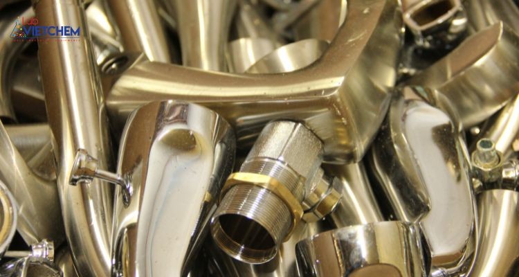 Lớp mạ crom sáng bóng, mịn màng