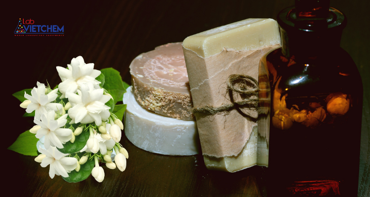 Benzyl axetat thêm hương thơm cho các sản phẩm chăm sóc da