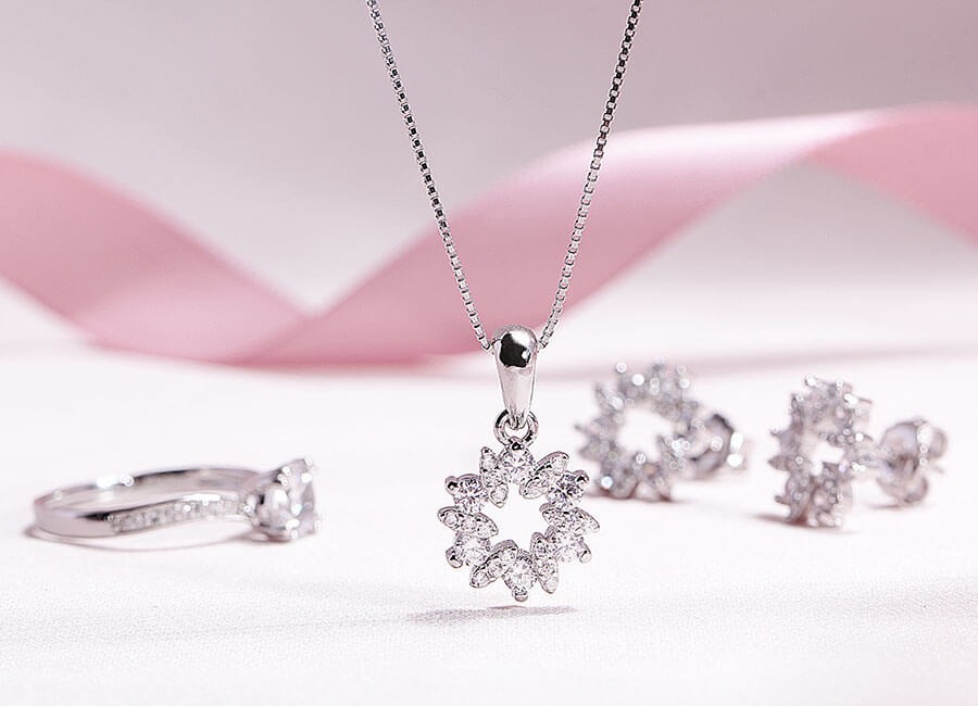 Bạc dùng để làm đồ trang sức có giá trị