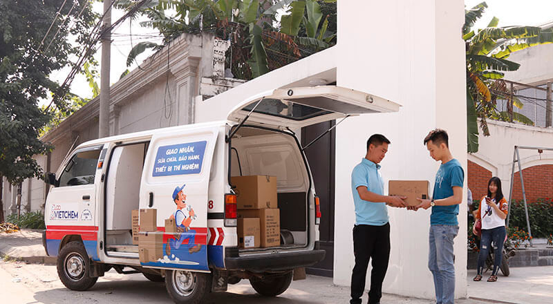 LabVICHEM giao hàng nhanh chóng, chuyên nghiệp trên mọi miền đất nước