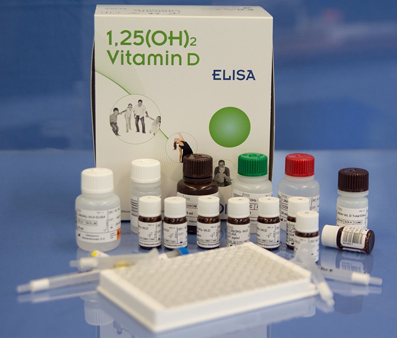 Đĩa ELISA được sử dụng cho các xét nghiệm sinh hóa