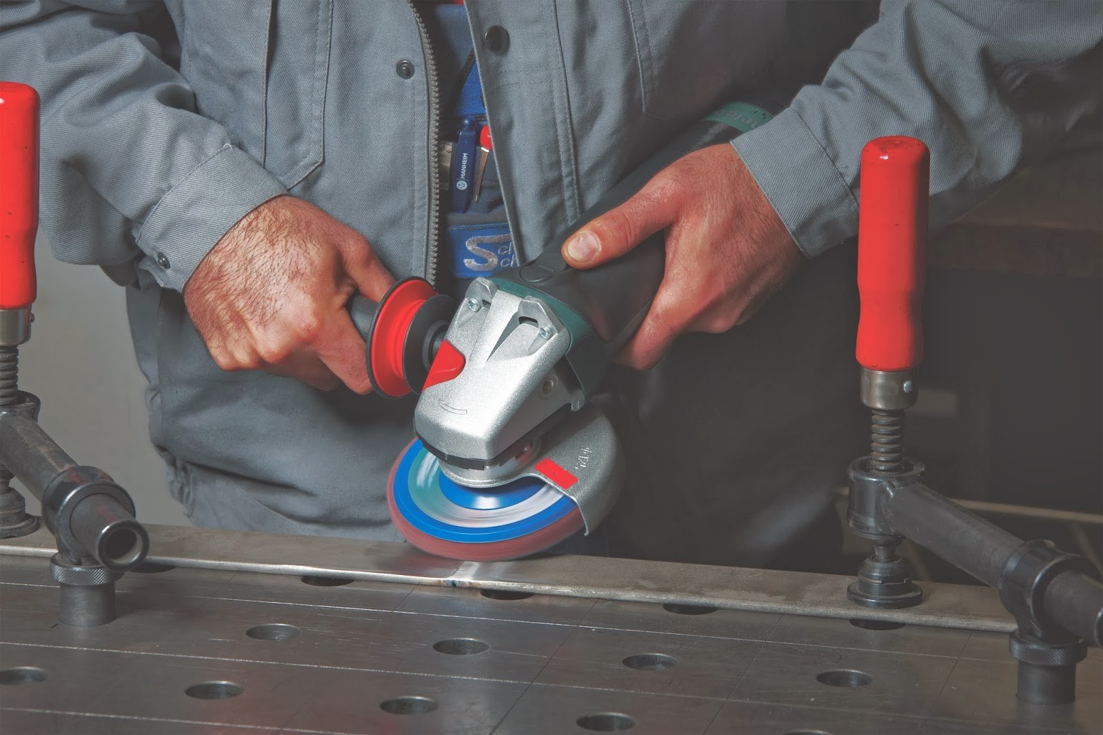 Đánh bóng inox bằng phương pháp cơ học