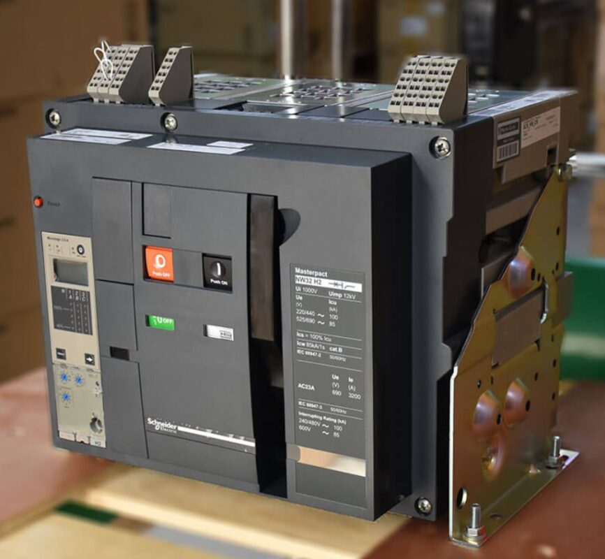 Cấu tạo của máy cắt khí ACB