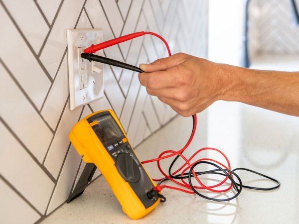 Nguyên nhân, phương pháp kiểm tra và giải pháp đoản mạch dây điện Kiểm tra nguồn điện bằng cách kiểm tra nguồn điện