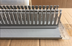 Máng nhựa là gì?