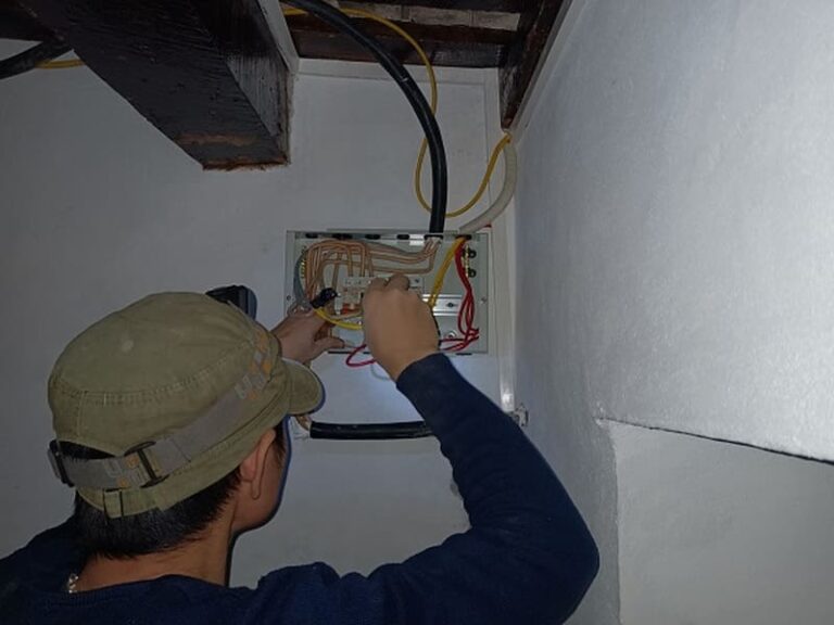 Cách xử lý nhanh khi adapter nhảy vào ban đêm aptomat-return-ve-dem