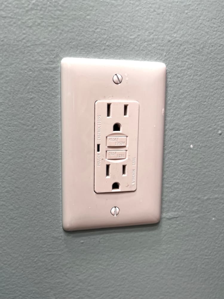 Aptomat không lên nguồn nhưng mất nguồn: Hướng dẫn xử lý Bona Mahneda