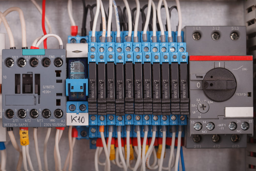 Tìm hiểu về MPCB - Bộ ngắt mạch bảo vệ động cơ mpcb là gì?