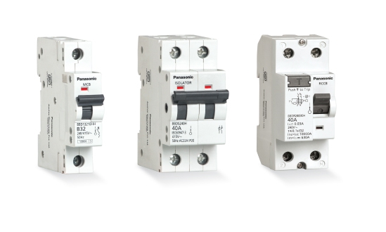 Tư vấn chọn mua adapter chống giật tốt nhất cho gia đình Bộ chuyển đổi Panasonic