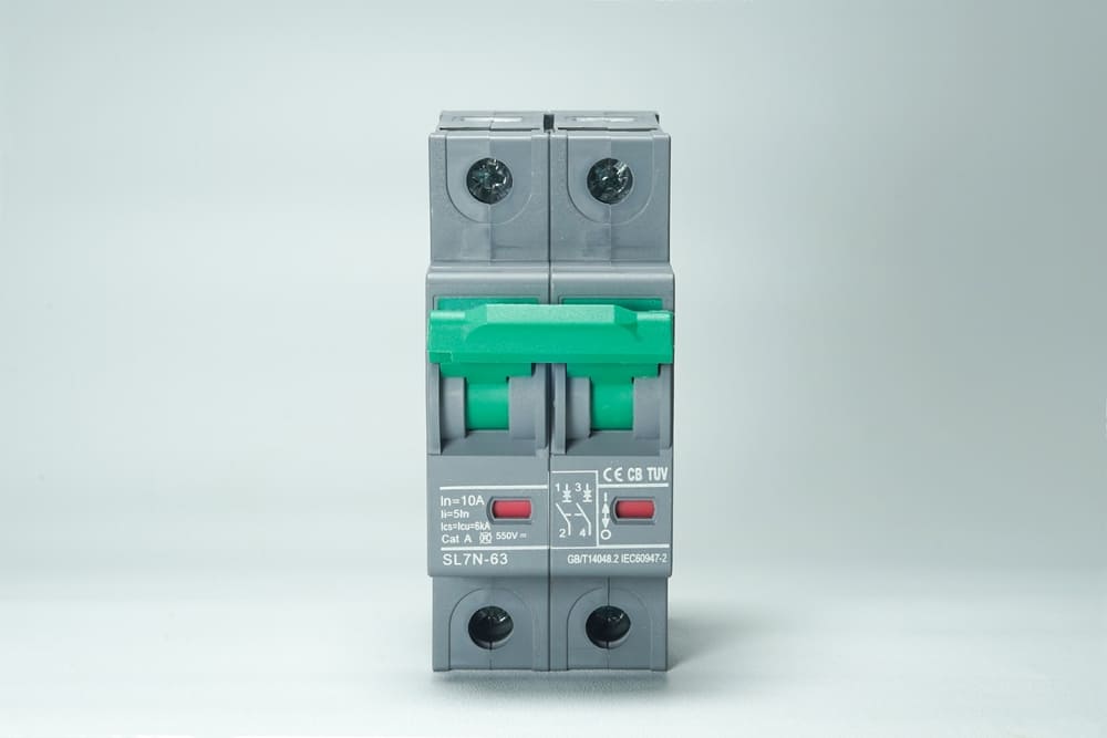 CP điện là gì? Cấu trúc, phương pháp làm việc, phân loại trưởng khoa CP