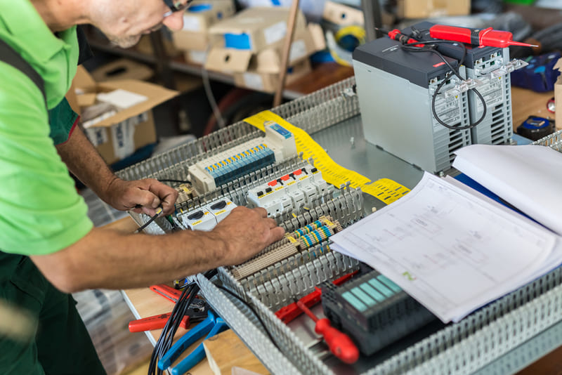 Hướng dẫn cách lắp đặt thiết bị điện tử