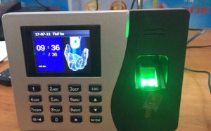 Mua máy chấm công bạn cần điều gì?