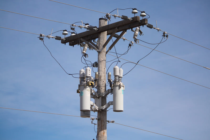 Recloser là gì? Cấu tạo và nguyên lý làm việc Recloser là gì?